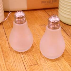 Light bulb salt and pepper