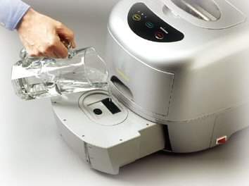 ice-maker-1-lg.jpg