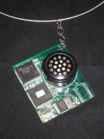 Modem Speaker Pendant