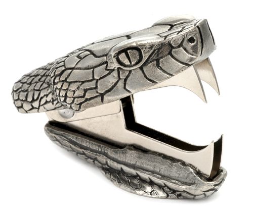 animals staple remover