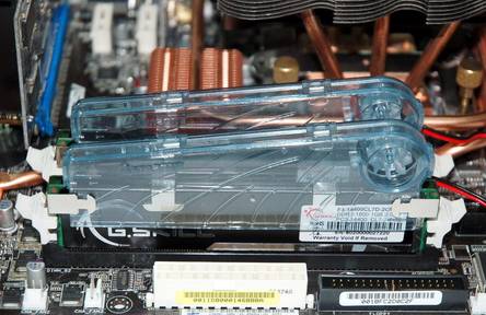 G.Skill DDR3-1800 with Antazone RamMod cooler