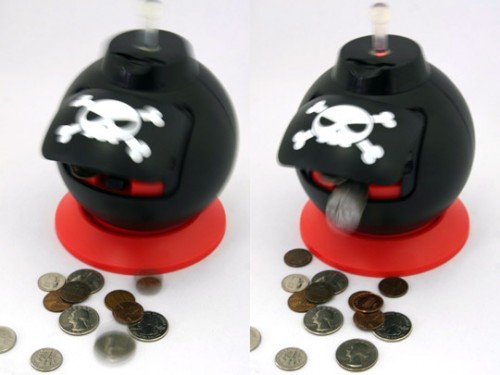 dangerous-bomb-piggy-bank03 dangerous-bomb-piggy-bank03