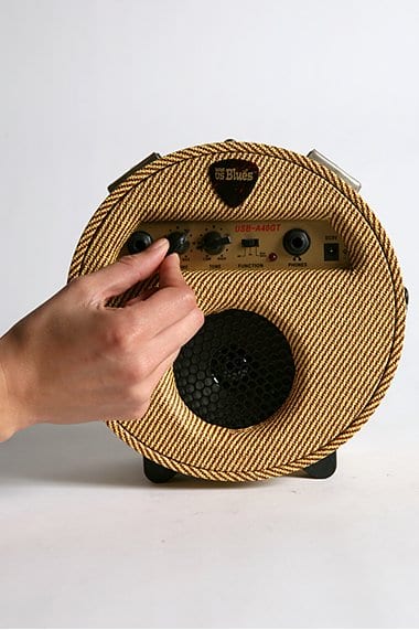 Round Blues Amplifier
