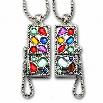 USB Necklaces USB Necklaces
