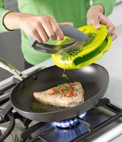 Compact Herb Chopper