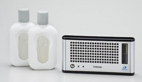 Toshiba mobile devices can be charged a small fuel cell with methanol "Dynario"