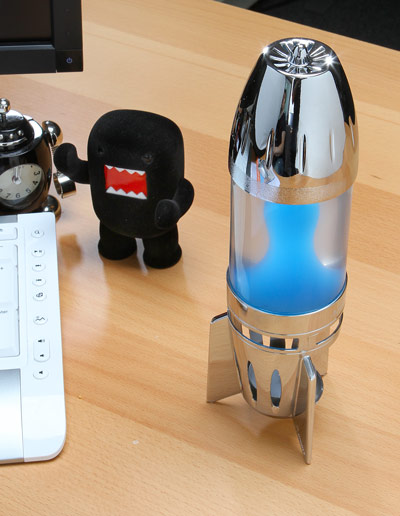 c872_mathmos_fireflow_candle_lava_lamp_ondesk