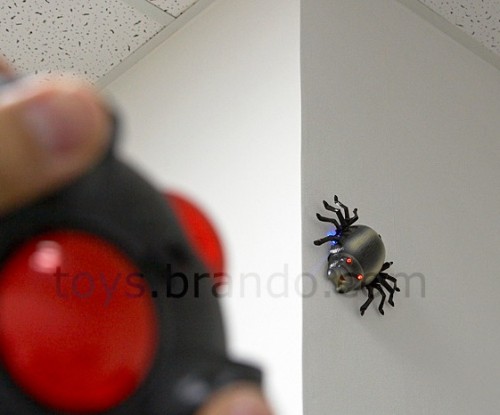 Rechargeable RC Wall Climber
