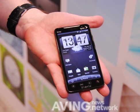 Sprint to launch HTC's first 4G smartphone 'EVO'