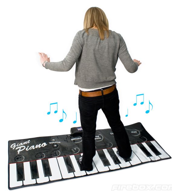 Giant Piano