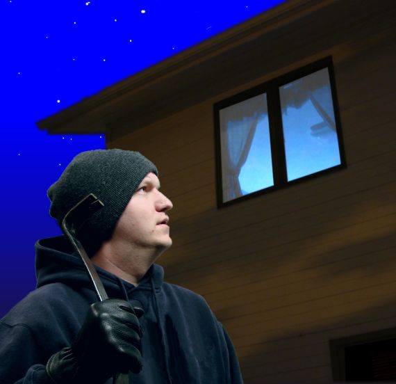 FakeTV Burglar Deterrent Ivory