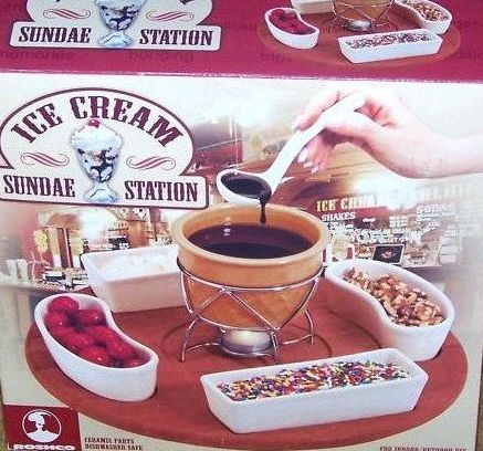 ICE CREAM SUNDAE STATION