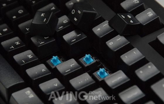 Xenics to Launch ‘TESORO M7 Blue Gaming Series’, Mechanical Key Switch Gaming Keyboard