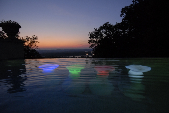 Amazon.com Envy 856455003017 Pool Stool with LED Unit - PT01