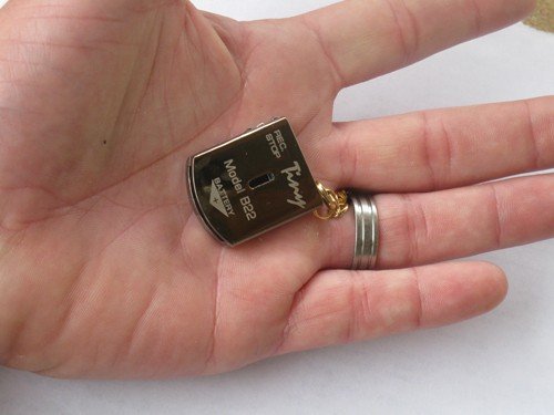 Micro Digital Voice Recorder SPY Edic-mini Tiny B22 300Hours Micro Digital Voice Recorder SPY Edic-mini Tiny B22 300Hours