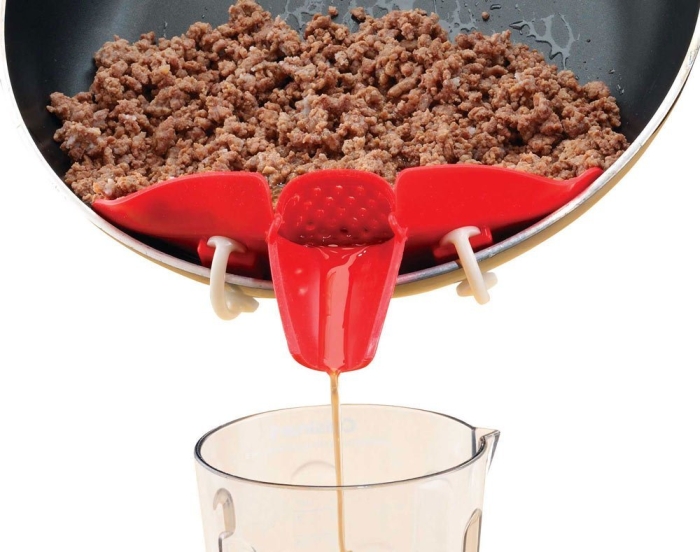 Clip On Strainer Spout
