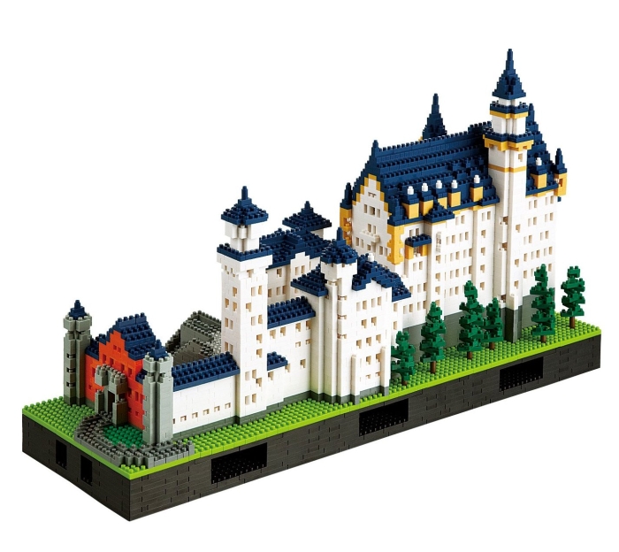 Nanoblock Neuschwanstein Castle Deluxe Edition Nanoblock Neuschwanstein Castle Deluxe Edition